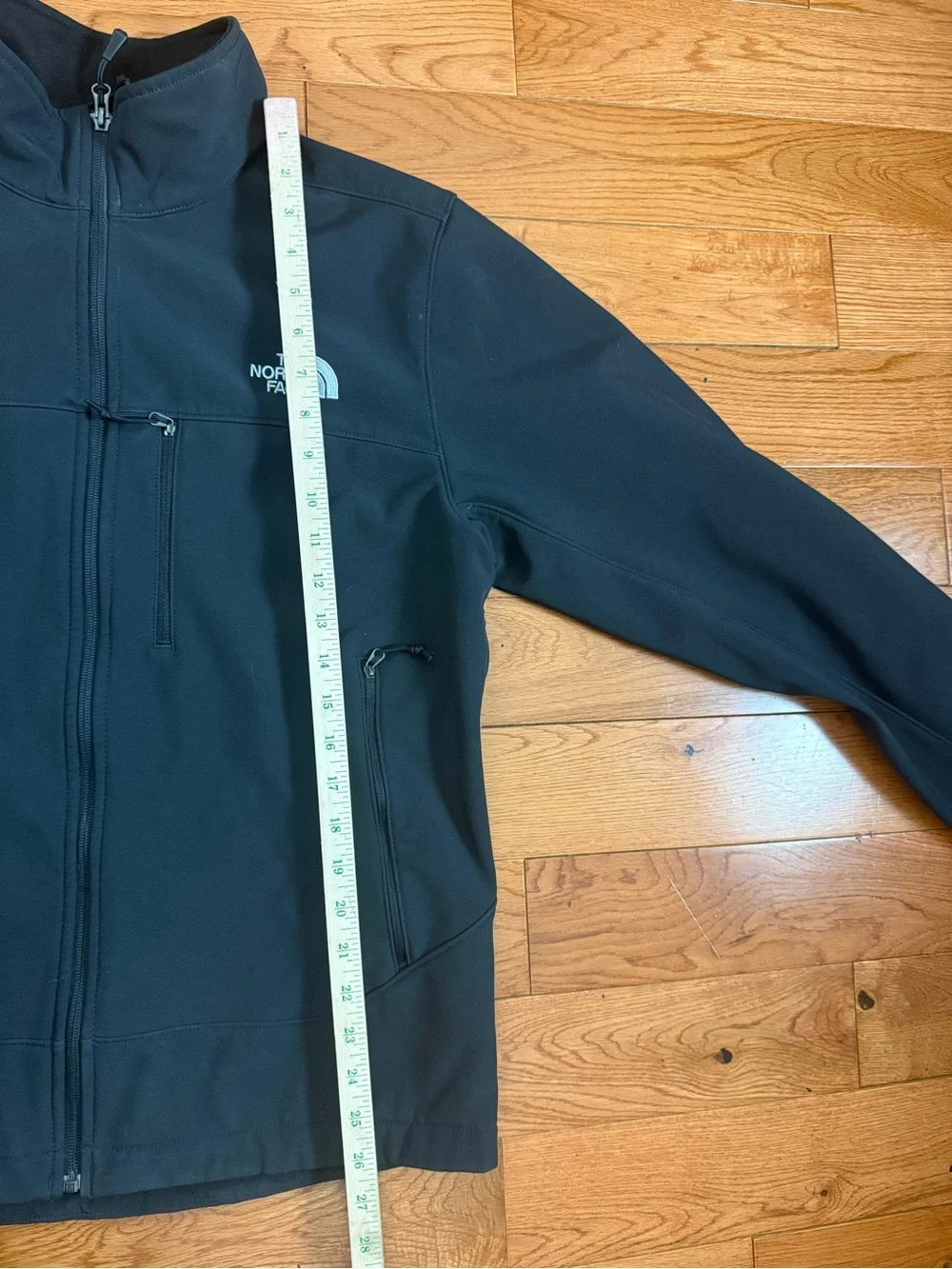 The North Face Men’s Apex Windwall Soft Shell Jacket
